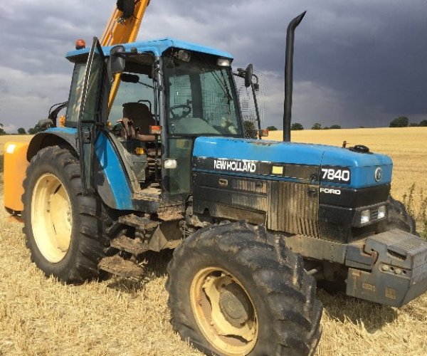 New Holland Ford 7840 SLE | GCB Agricultural Machinery